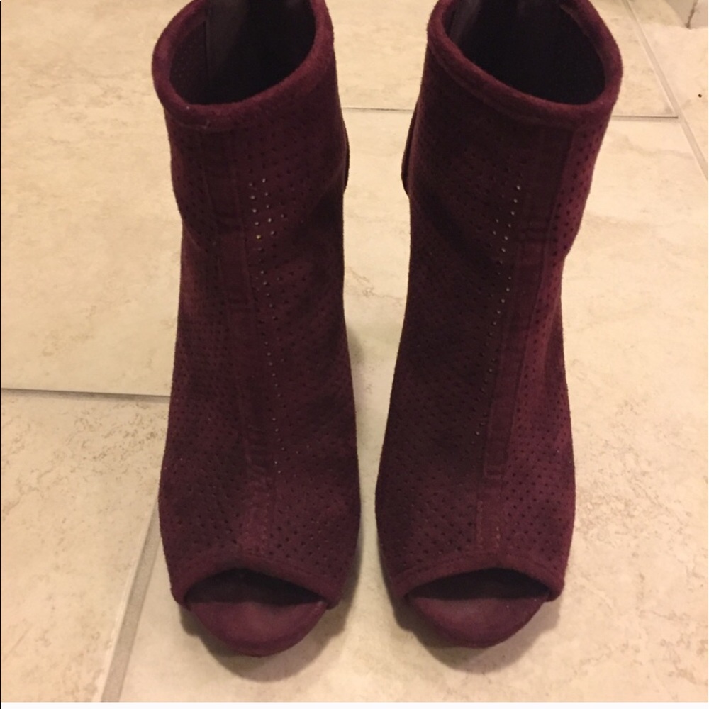 Open toe bootie 🚫Sold🚫 - Picture 3 of 4
