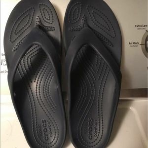 Women's croc sandals
