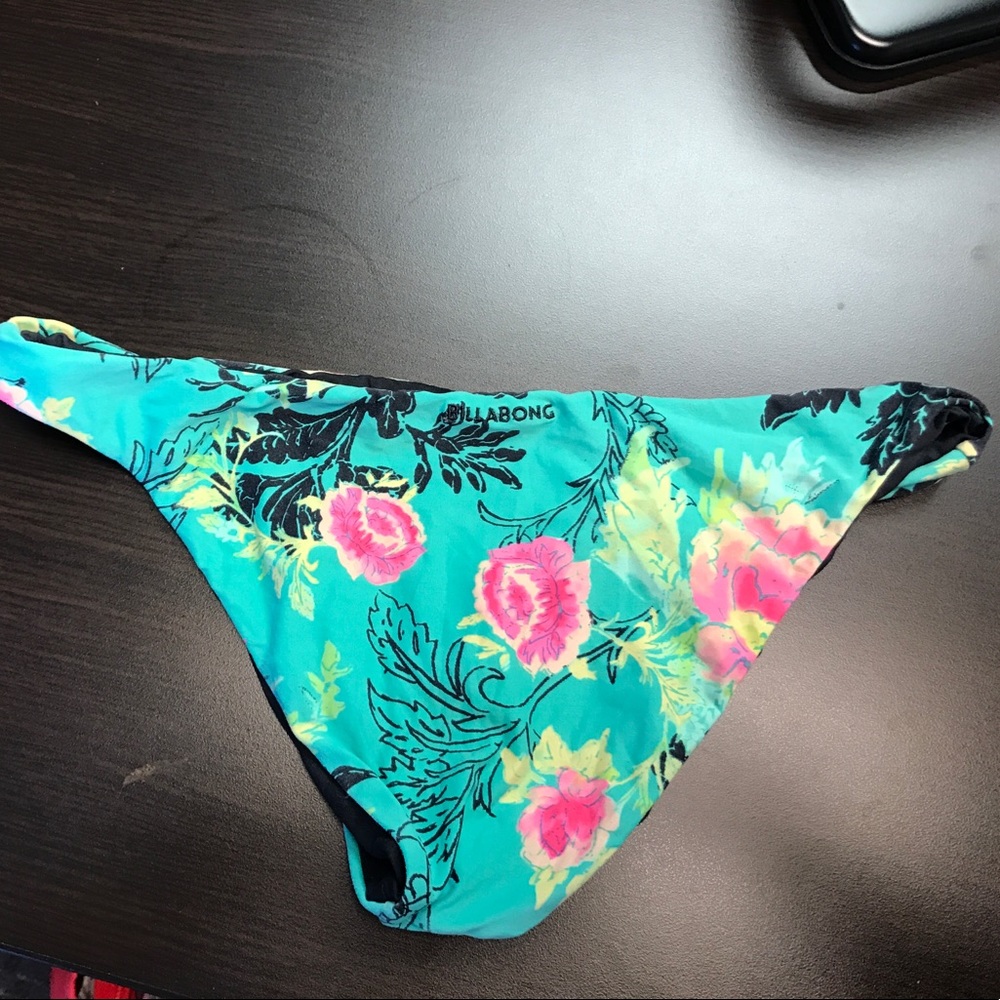 Billabong reversible bikini bottoms