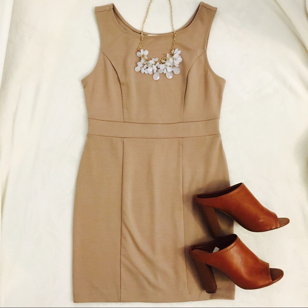 Sleeveless Neutral Tan/Brown Dress