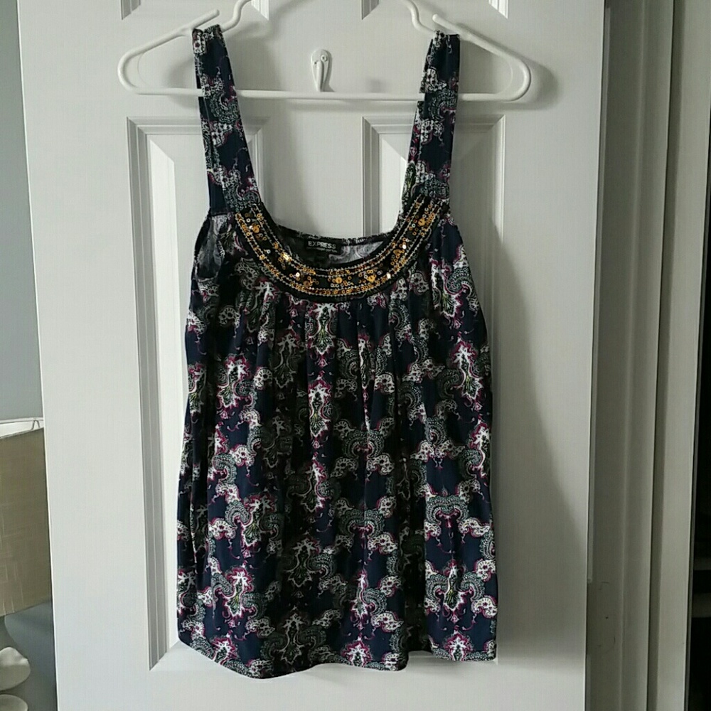 3 FOR $15 Express paisley top