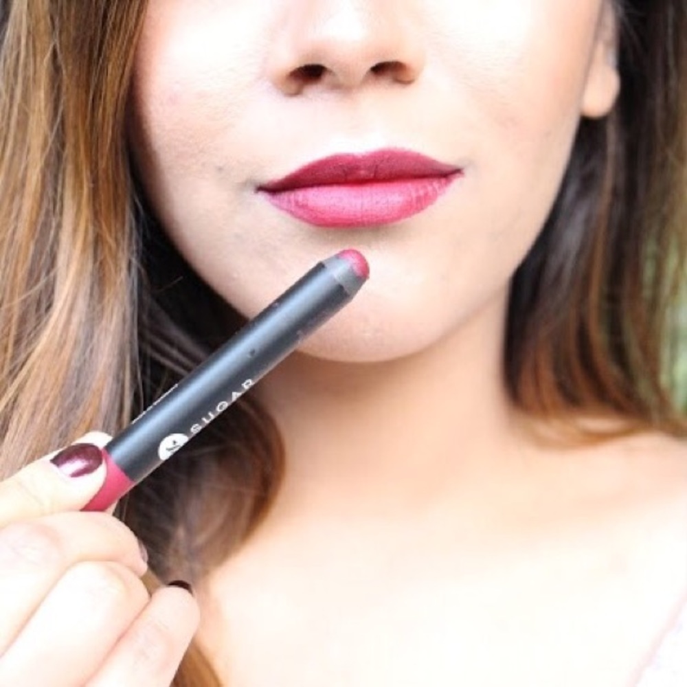 MATTE AS HELL CRAYON LIPSTICK - Poison Ivy (Wine)