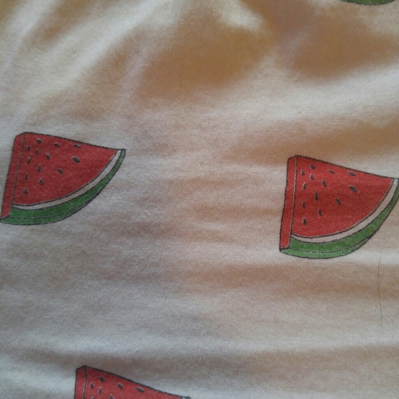 Brandy Melville halter top - Picture 2 of 4