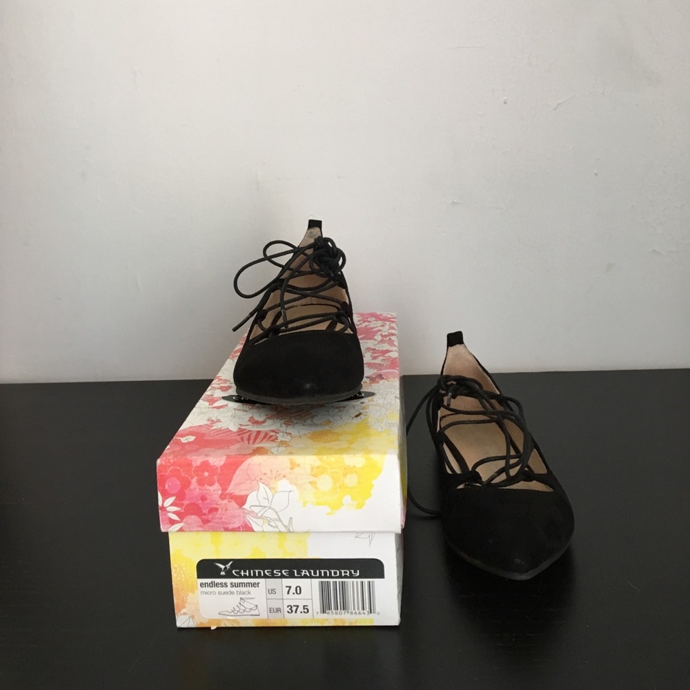 Chinese Laundry endless summer lace up flats