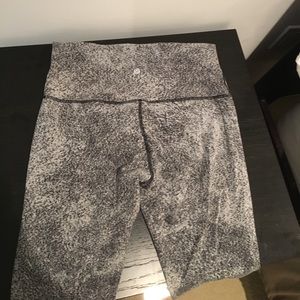 Lulu lemon grey leggings 3/4