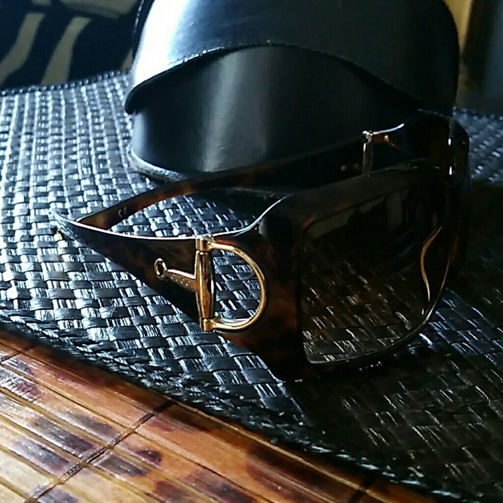 Gucci sunglasses