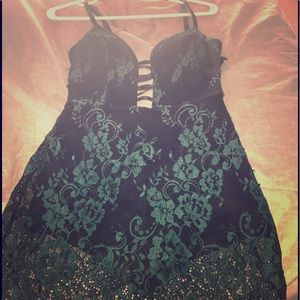 Bebe dress romper green and black small