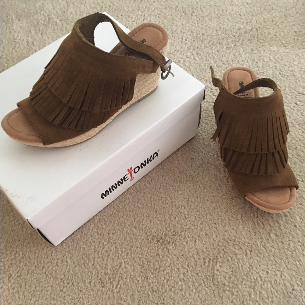 Minnetonka Wedges