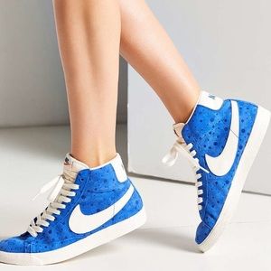 Nike Women's Blazer Mid Suede Vintage High Tops