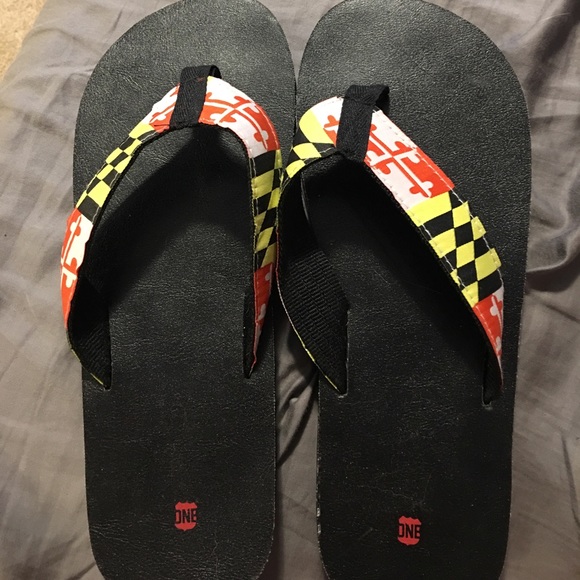 Route one apparel unisex flip flops. Size 11-12 - Picture 1 of 3