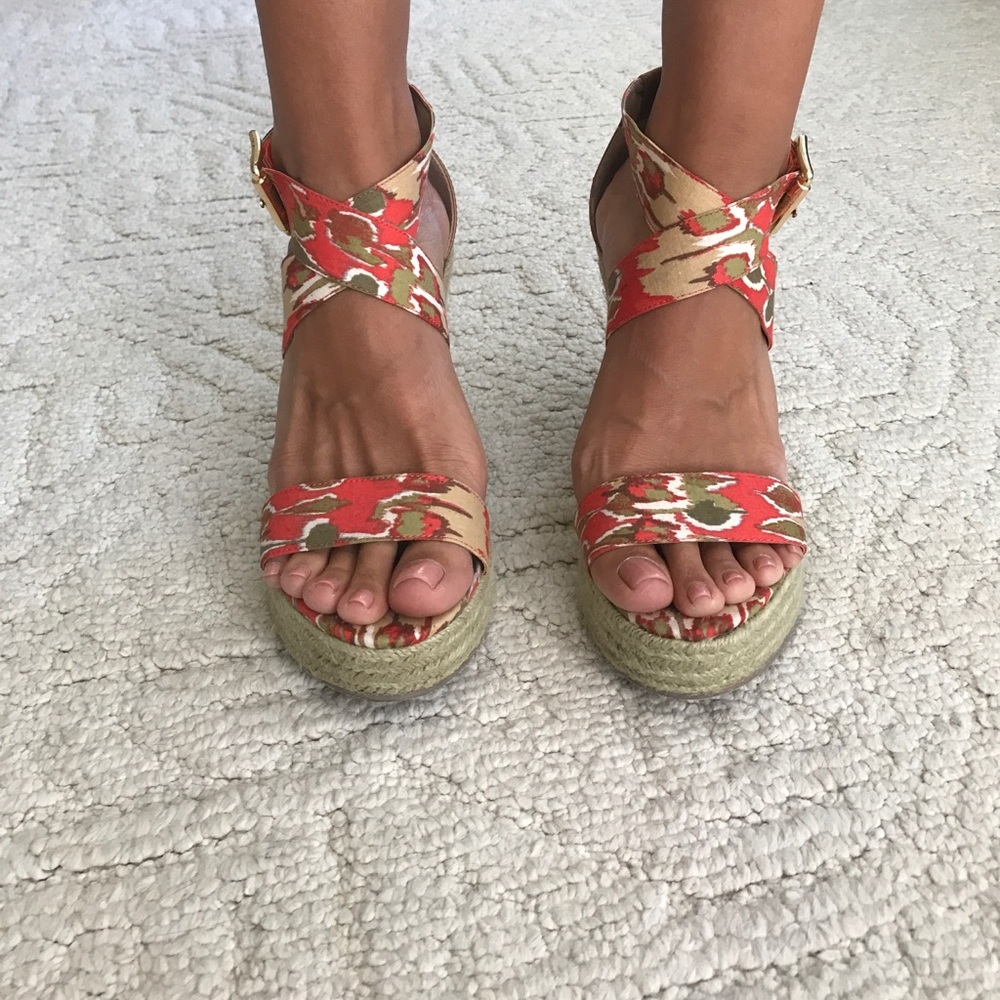 Steve Madden wedges