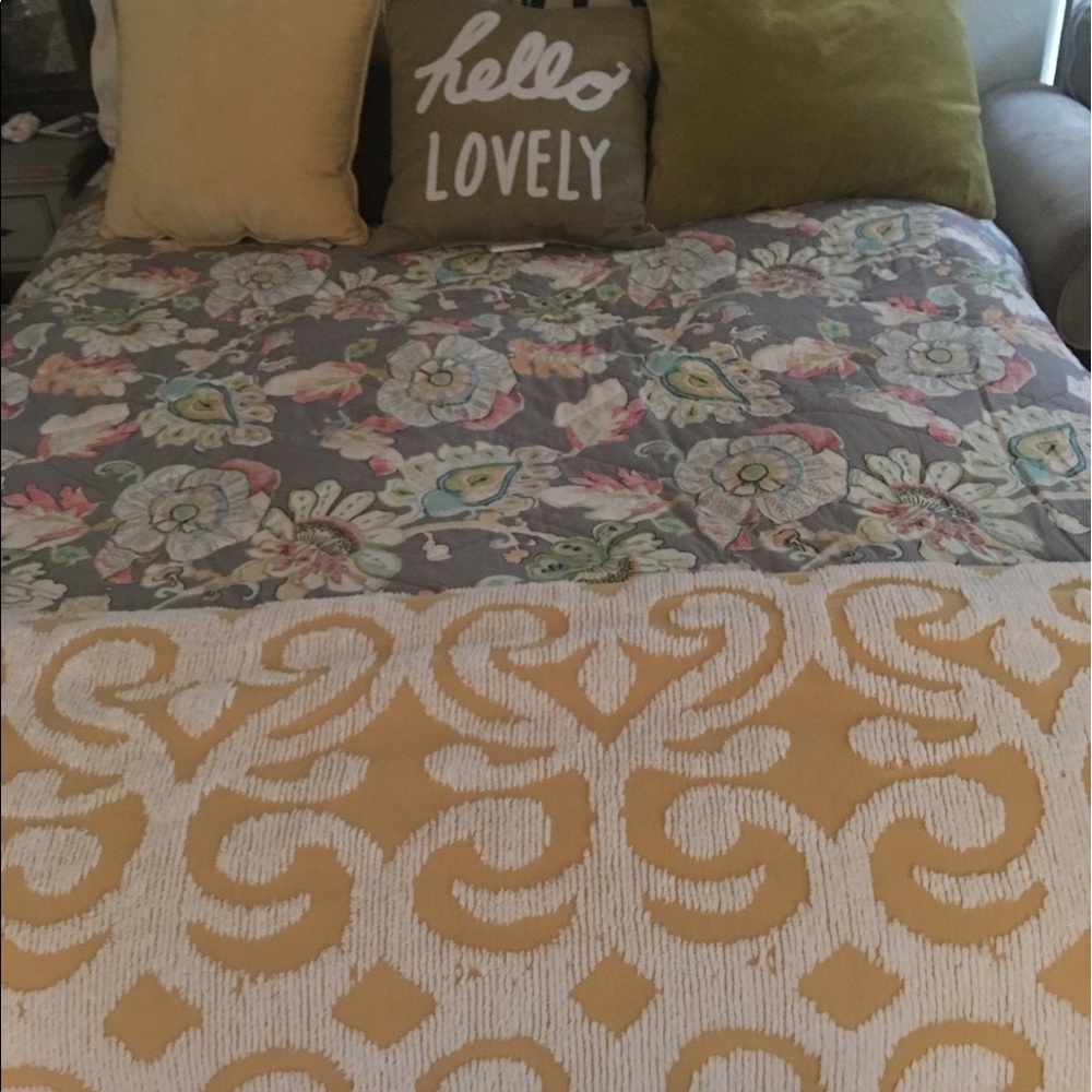 World Market Queen Quilt
