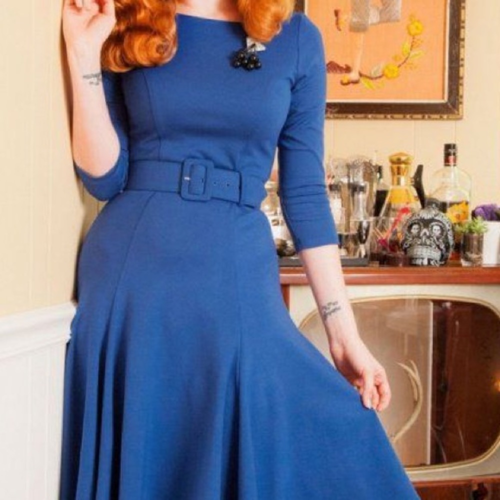Laura Byrnes Sabrina California Royal Blue Dress