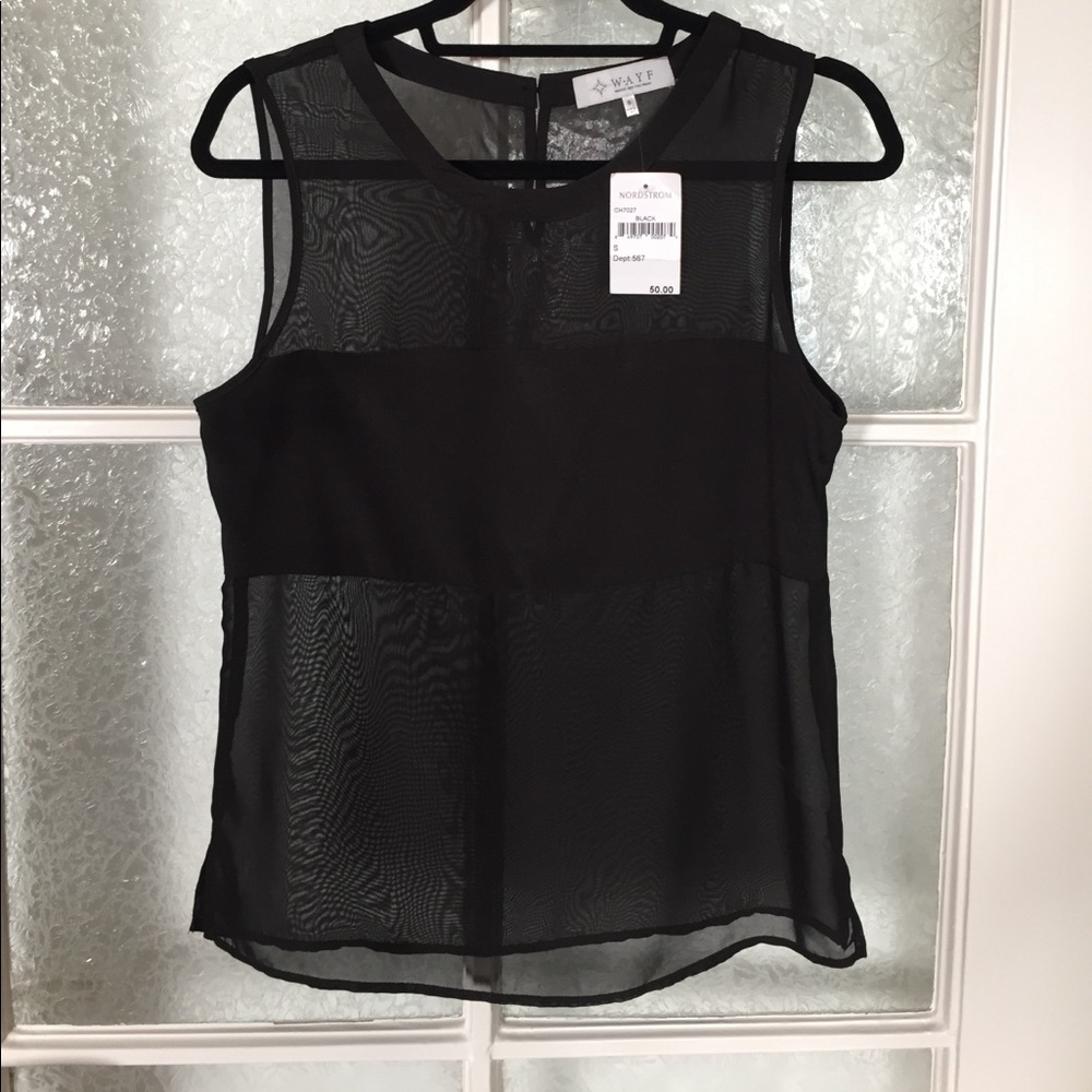 Size S - New WAYF sheer top.