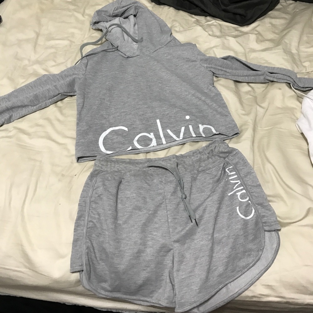 Calvin Klein short & hoodie set