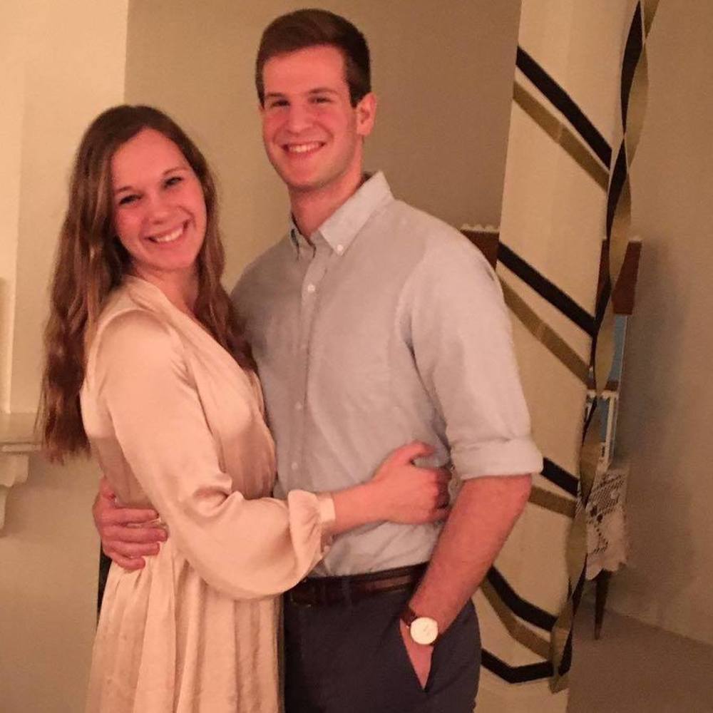 Meet your Posher, Elizabeth