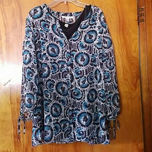 3/4 Length Sleeve Top ?MAKE OFFER ?