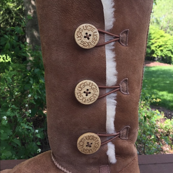 Ugg Boots - Picture 2 of 7