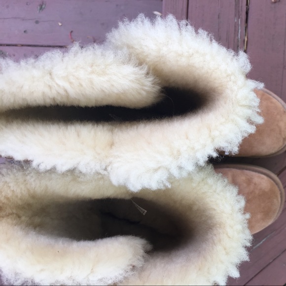 Ugg Boots - Picture 4 of 7