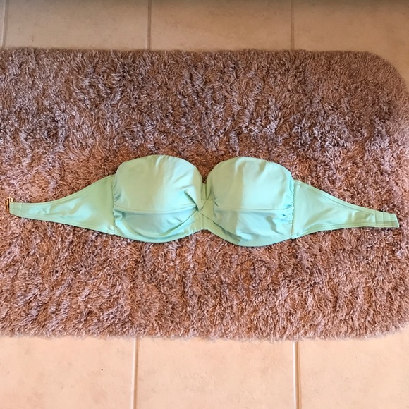 Bathing suit top 36D - Picture 1 of 4