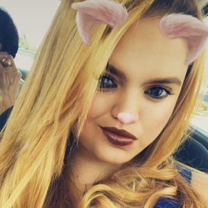 Meet your Posher, Beatriz