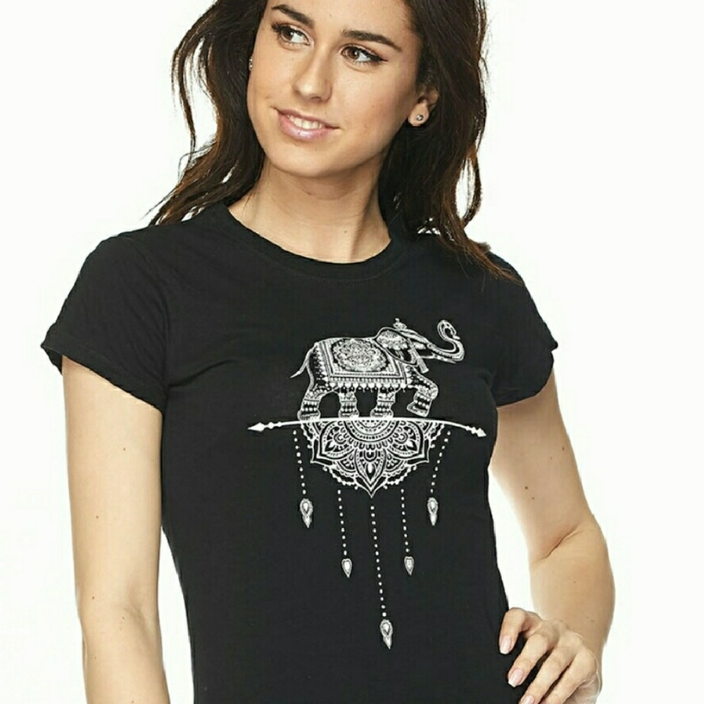 🐘 Black elephant t-shirt 🐘 - Picture 2 of 3