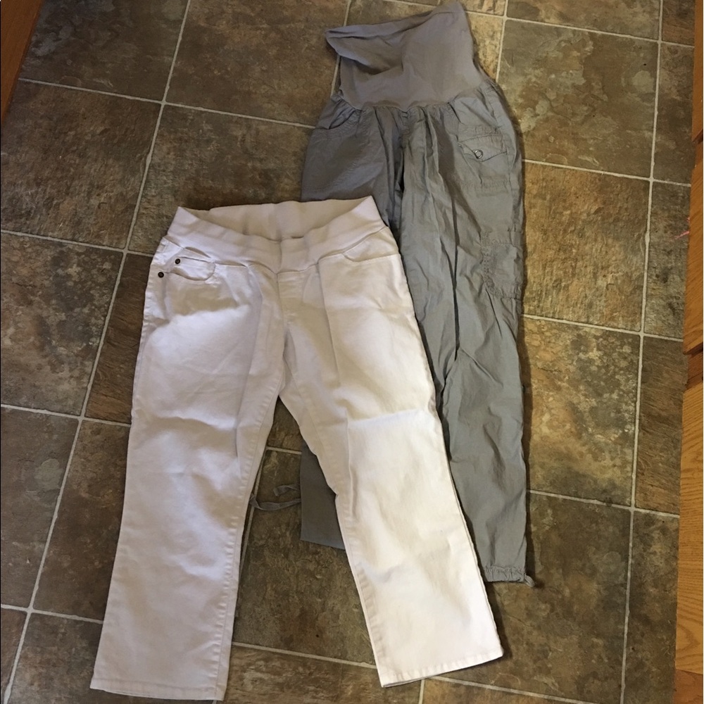 Bundle of summer maternity pants