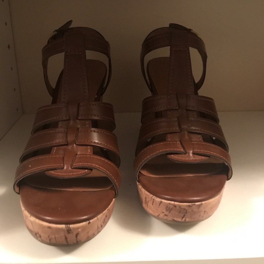 Brown Wedges