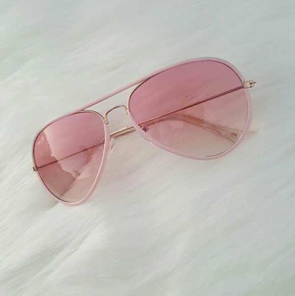 Free People Accessories - NEW Rose Colored Sunglasses