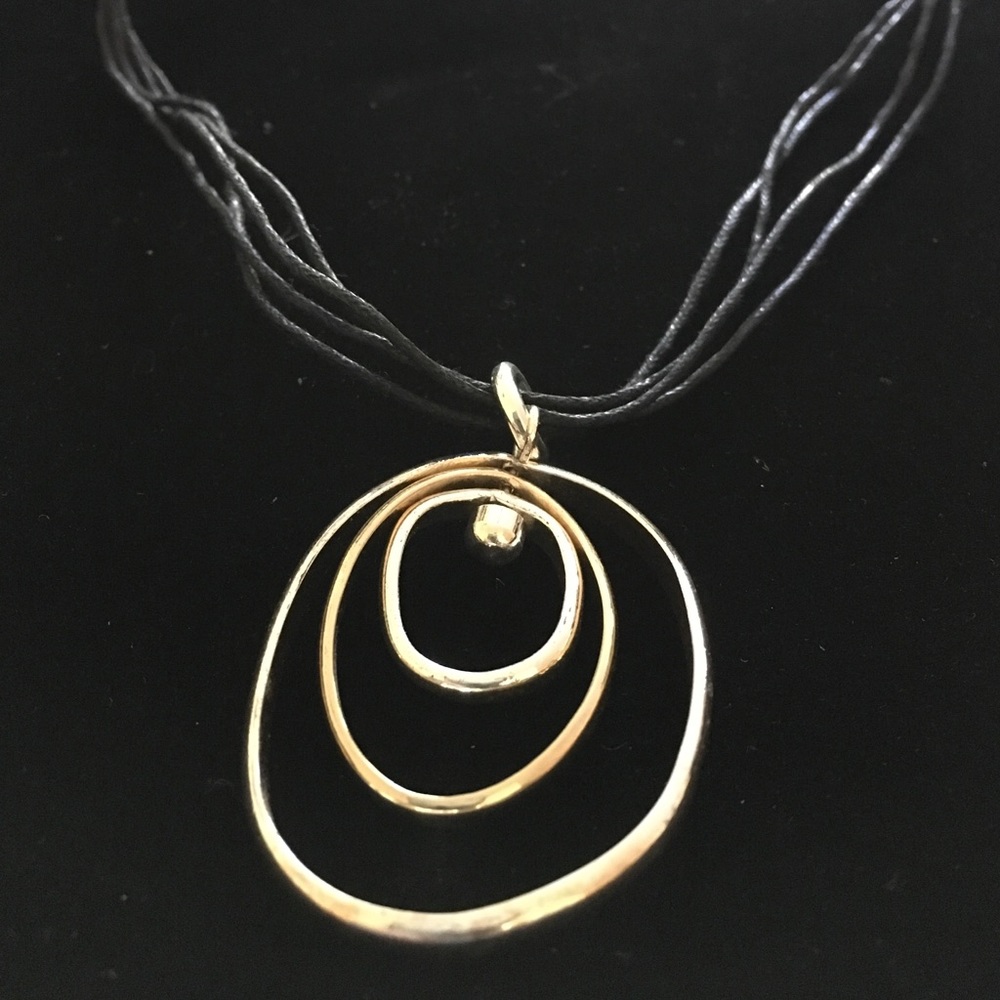 New gold and silver  pendant necklace