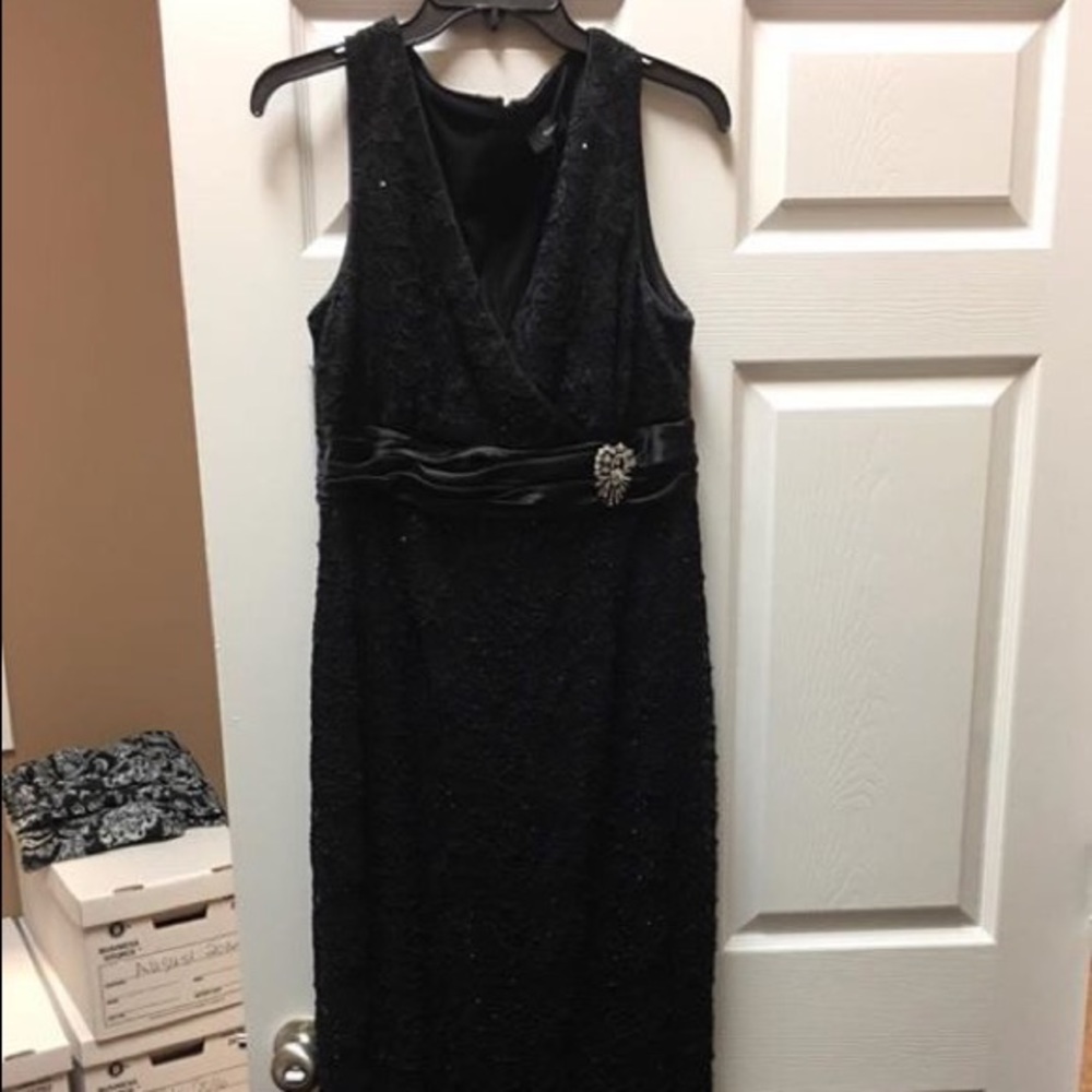 Size 12 R&M Richards Dress