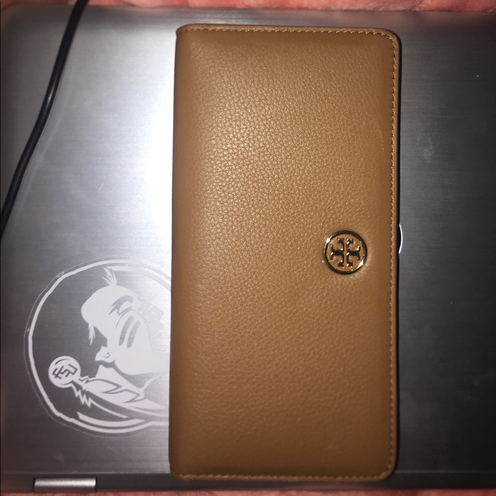 NWT Tory Burch wallet
