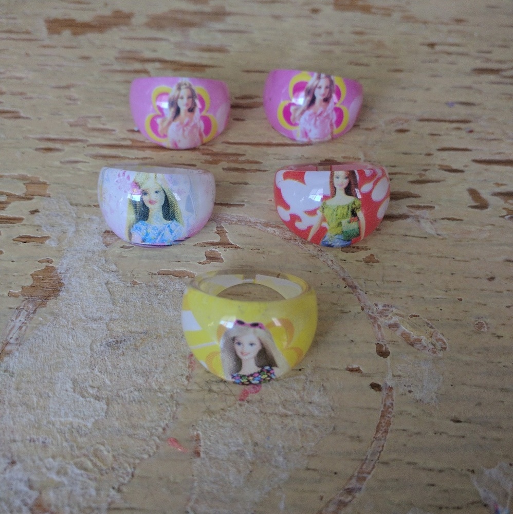 NWOT 💍 Size 4 I'm a Barbie Girl Rings