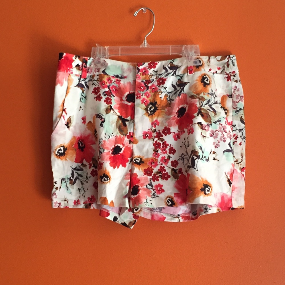 Chelsea & Violet Tailored shorts