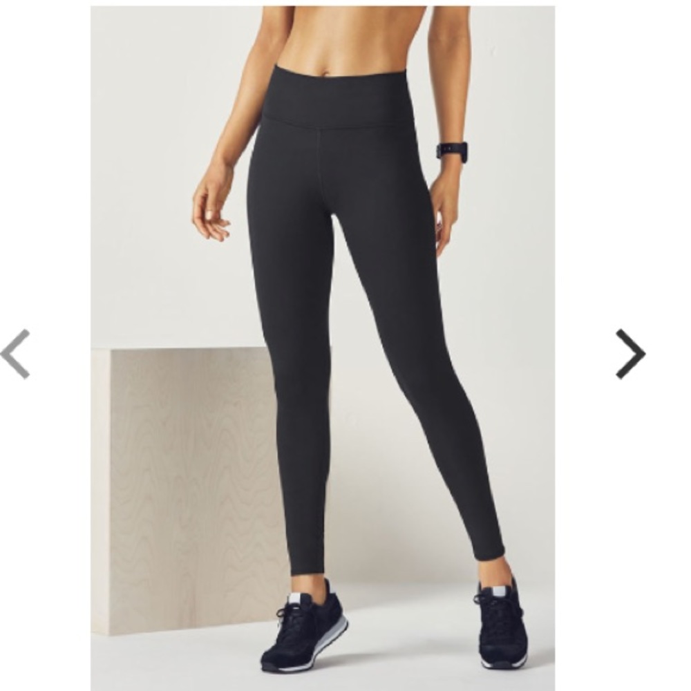Black fabletics leggings