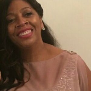 Meet your Posher, Ronita