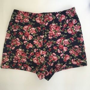 High waisted Floral Printed Shorts
