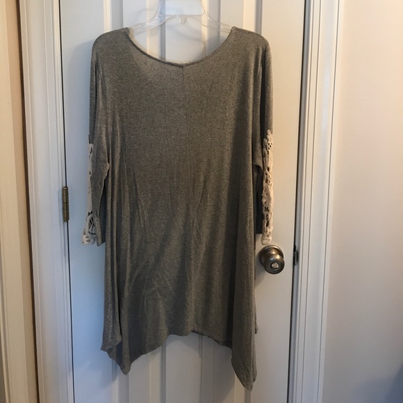 Shirt/tunic - Picture 2 of 3