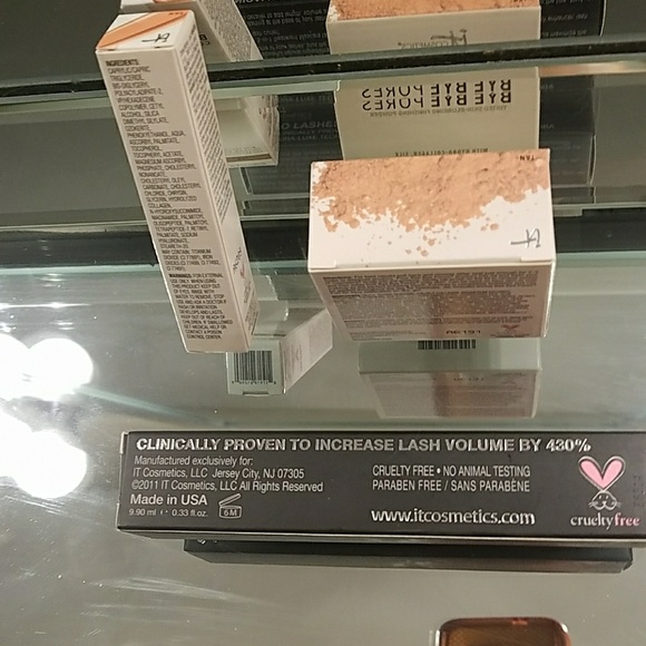 It cosmetics by Jamie Kern - Picture 2 of 3