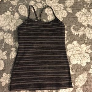 Lululemon top