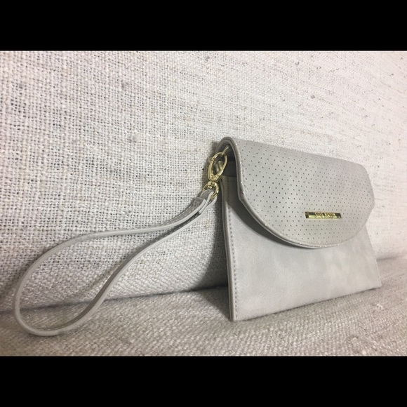 Gray Steve Madden Clutch - Picture 1 of 5