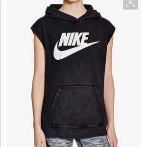 Nike Sleeveless Sweatshirt