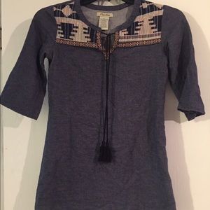 Very cute XS shirt with tribal pattern