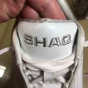 EUC Dunkman Shaq White Basketball Shoe Size 8 1/2