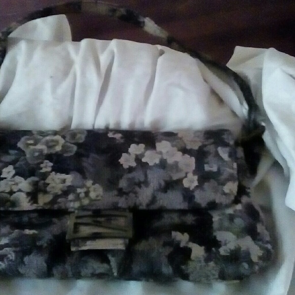 Blue floral purse - Picture 1 of 4