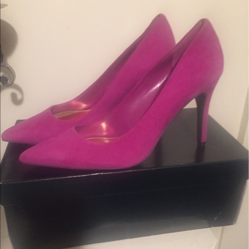 Laurent suede 👠