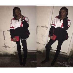 Meet your Posher, Bones