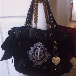 Juicy couture velour daydreamer tote