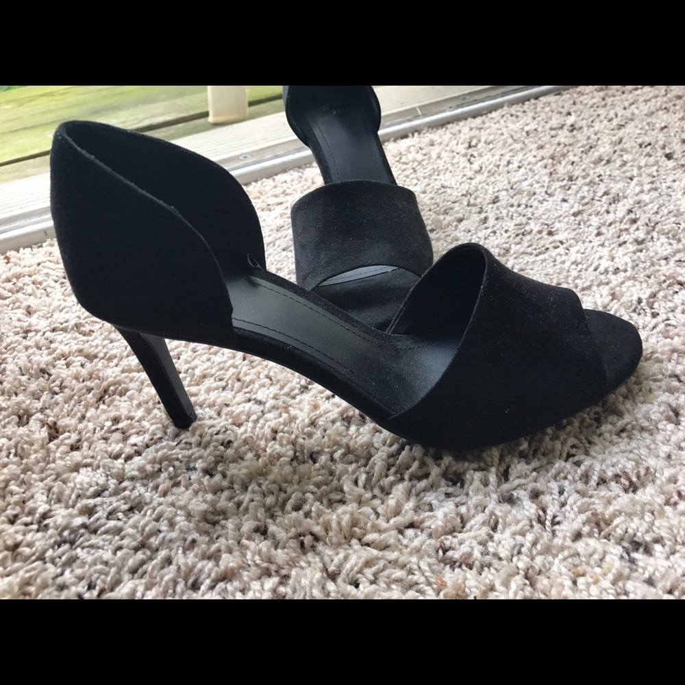 H&M Faux Suede Heels Size 39