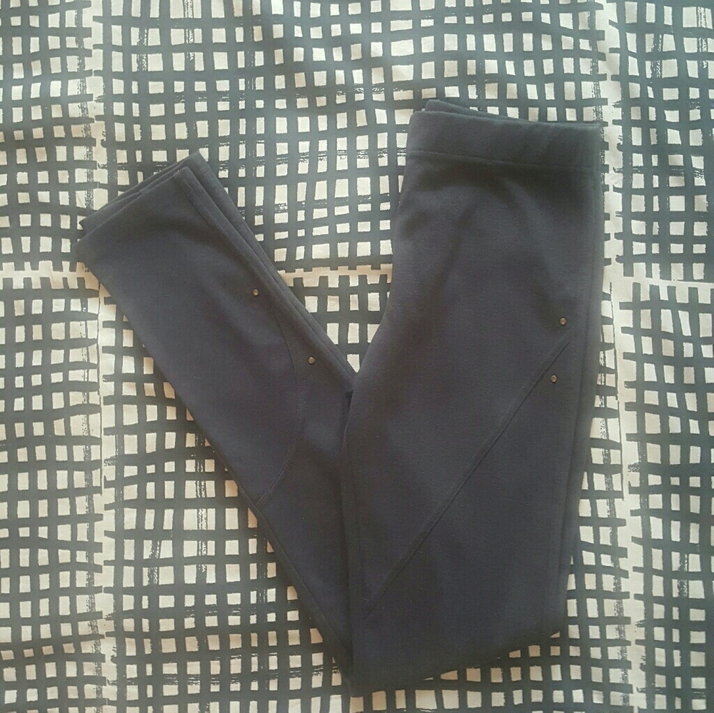 Victoria's Secret studded leggings